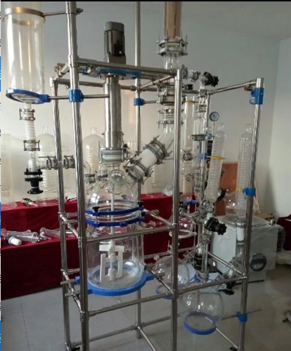 山东玻璃反应釜成套设备